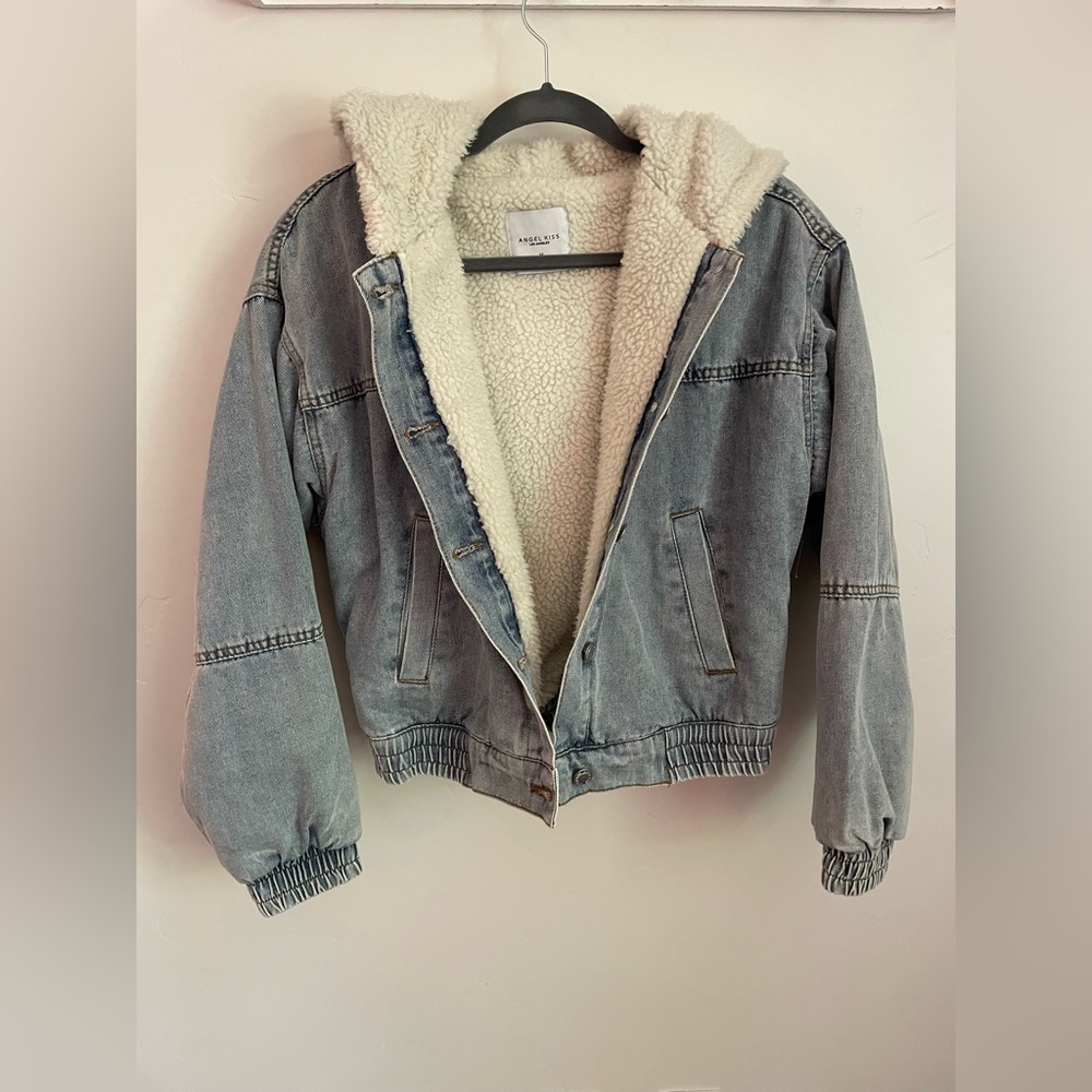 Angel Kiss Los Angeles jean jacket with comfy inside!